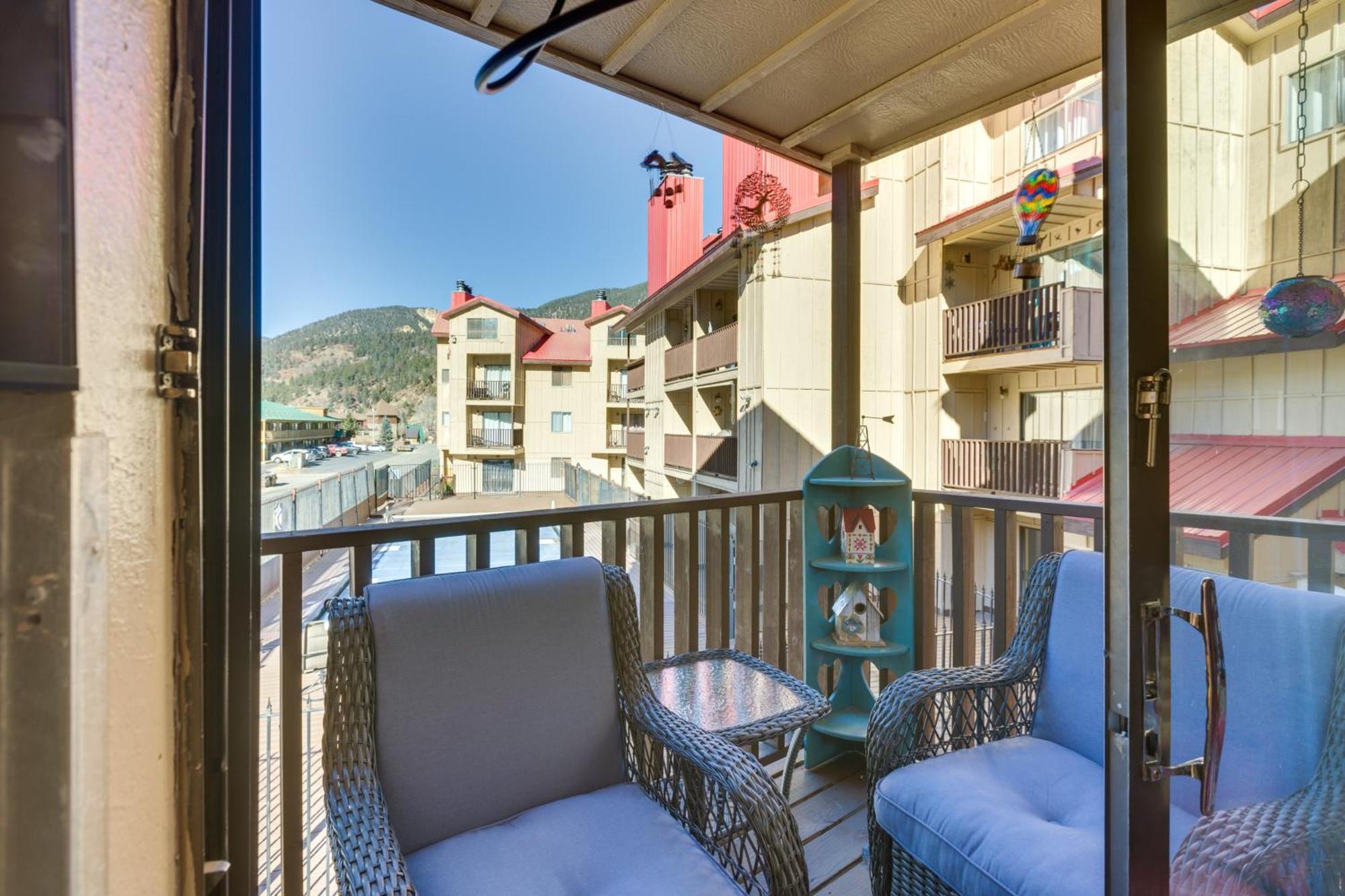 Ski-In Red River Retreat Balcony, Mountain Views! Esterno foto
